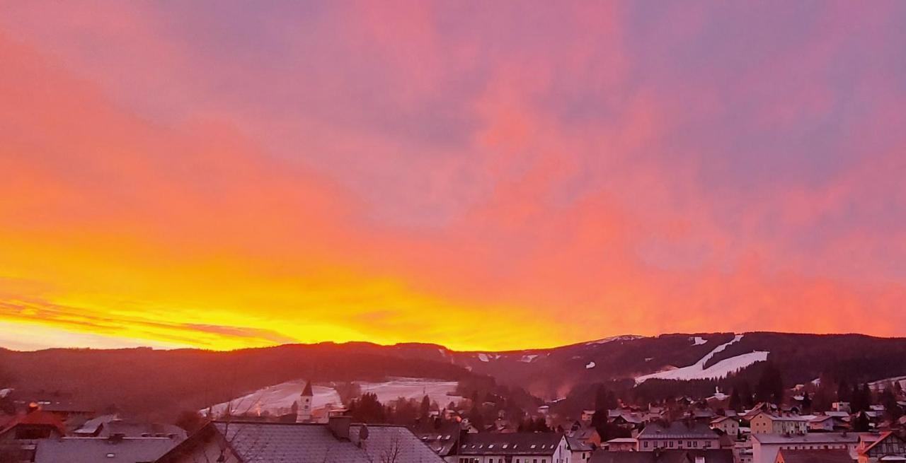 B&B Hotel Das Onkel Fritz Spital am Semmering Exterior photo