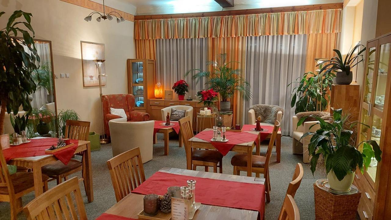 B&B Hotel Das Onkel Fritz Spital am Semmering Exterior photo